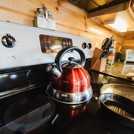 Little Sugar Camp Villa Sevierville Eksteriør billede