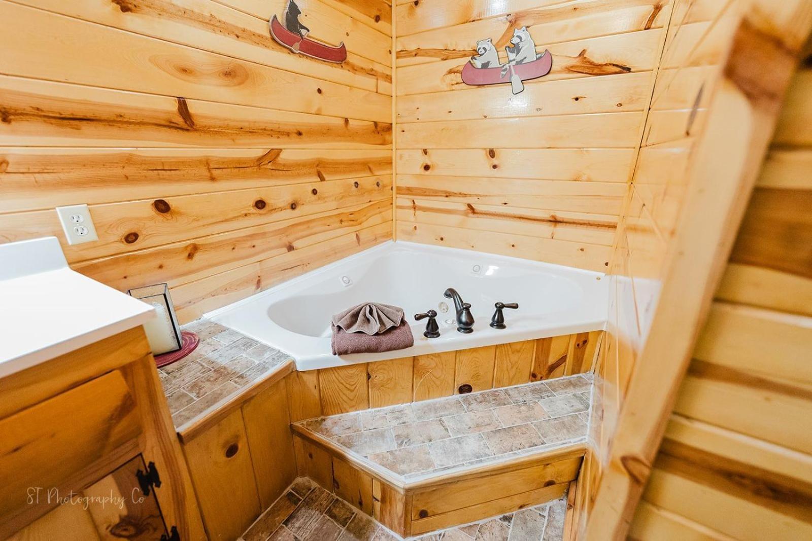 Little Sugar Camp Villa Sevierville Eksteriør billede
